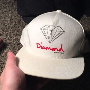White diamond SnapBack